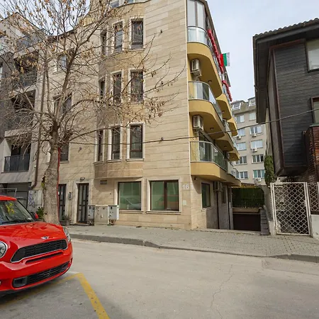 Sea Garden Marina 1 *