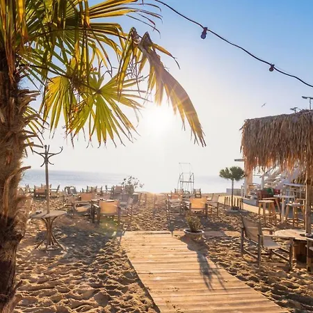 公寓 Sea Garden Marina 1 *