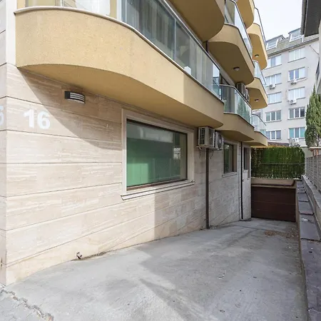 Sea Garden Marina 1 Апартаменты *